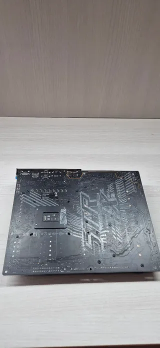 Placa Base Asus ROG Strix B760-F Gaming Piezas