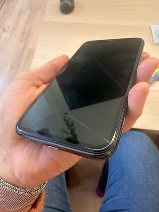 iPhone 11 Pro 64GB Verde Noche. Ver descripcion