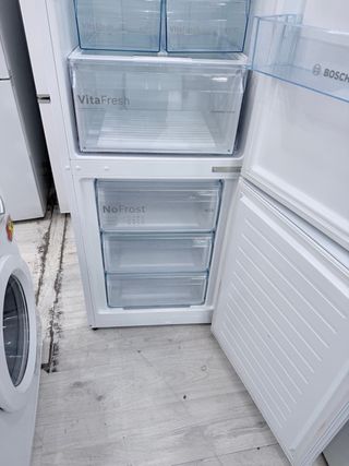 FRIGORÍFICO COMBI BOSCH 185 CM NO FROST A+