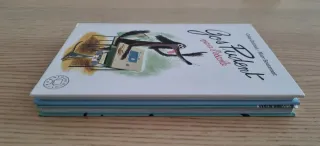 Libros infantiles (2) en idioma catalán.