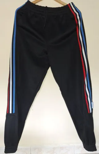 Pantalón Jogger Adidas Sudadera Negro Rayas Tricol