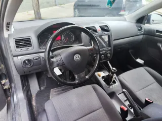 Volkswagen Golf 2009