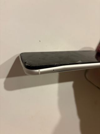 2 iPhone XR y 11 Negros