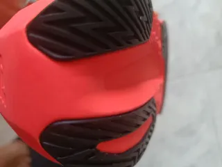 New Balance Rebel V5 Negro/Rojo