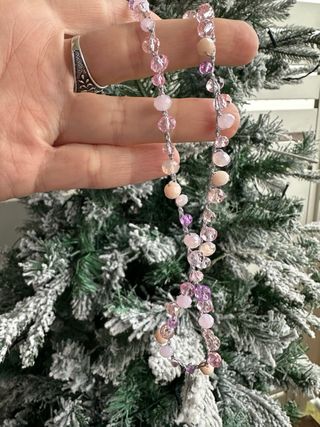 Collana con cristalli rosa e viola
