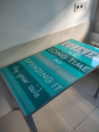 Mesa de cocina como nueva!