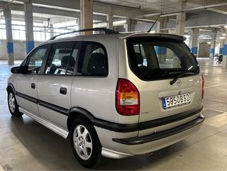 Opel Zafira 2003