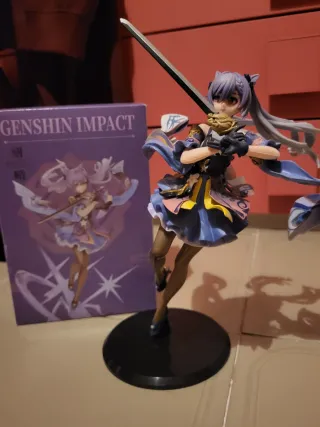 Statuetta Keqing Genshin Impact con scatola