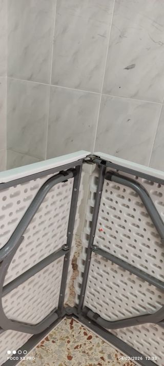 Mesa plegable exterior gris