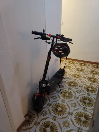 Patinete eléctrico Scooter como nuevo más batería