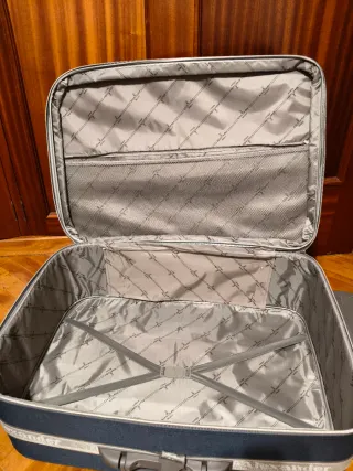 Maleta 25 kg azul y gris