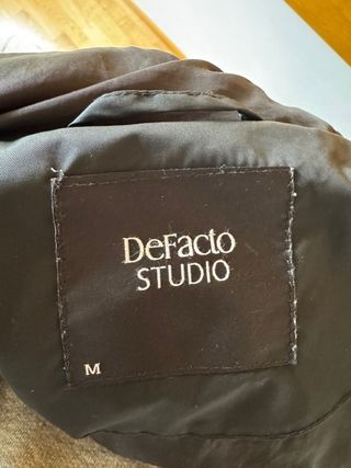 Parka negra acolchada
