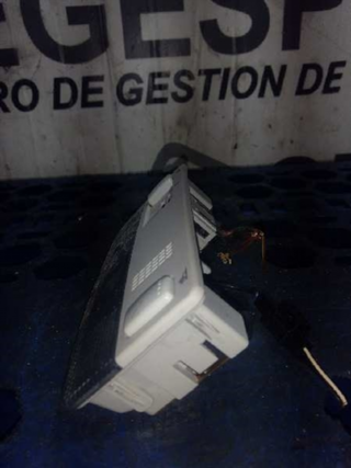 LUZ INTERIOR RENAULT CLIO IV Business | 09.12 - 1