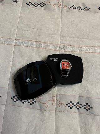 Reloj Lotus Cronógrafo Rojo y Plateado