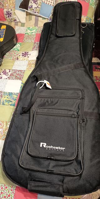 Bajo Eléctrico Rojo