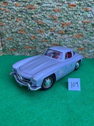 Mercedes-Benz 300 SL Roadster – 1954 – Escala 1:18
