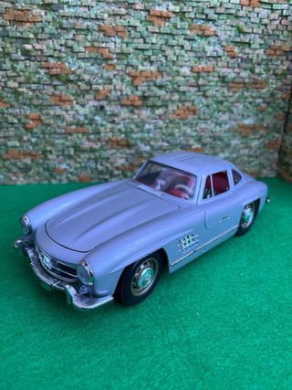 Mercedes-Benz 300 SL Roadster – 1954 – Escala 1:18