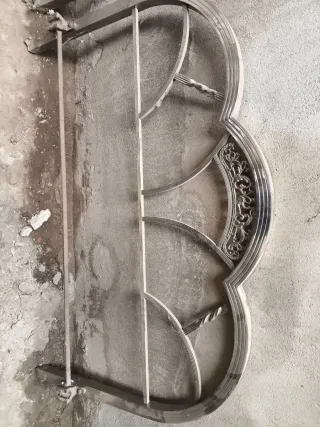 Cabeceros antiguos metal plateado