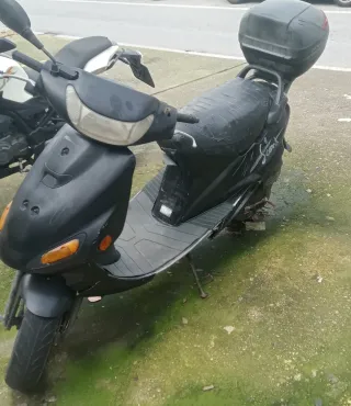 Moto Scooter 49cc Automática Negra