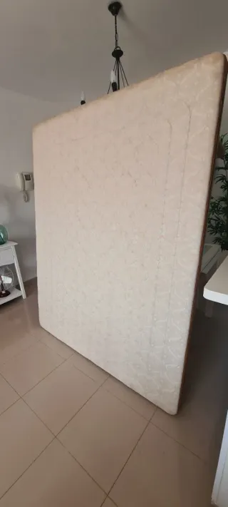 Base tapizada 190x150 cm