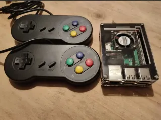 Consola Retro Raspberry Pi con mandos