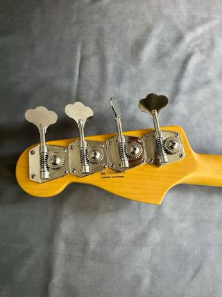 Fender Precision American Pro II Bajo