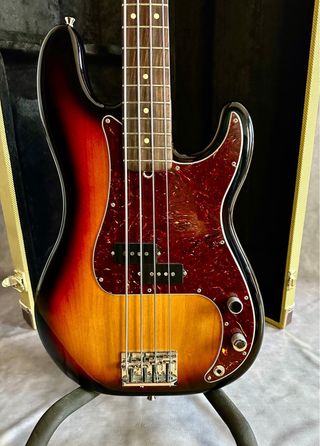 Fender Precision American Pro II Bajo