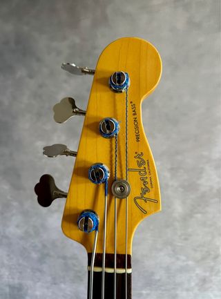 Fender Precision American Pro II Bajo