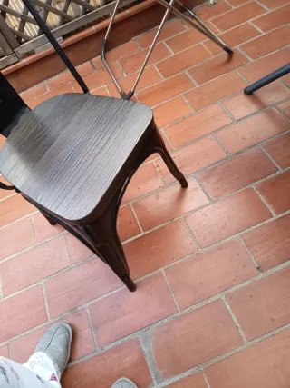 4 Sillas de comedor metal y madera