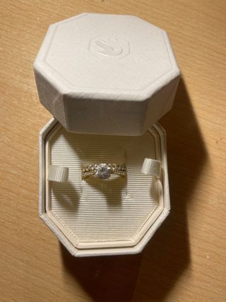 Anillo Swarovski Oro y Circonitas