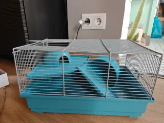 Jaula para Hámster Azul con casa y rueda incluida