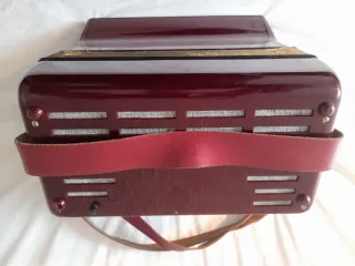 Acordeón Hohner Starlet 40