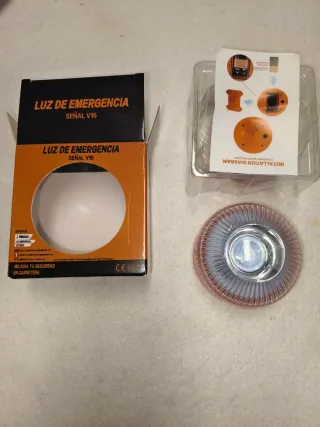 BALIZA V16 ( NO ES GEOLOCALIZABLE)