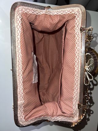 Bolsa artesanal (100% feito à mão)