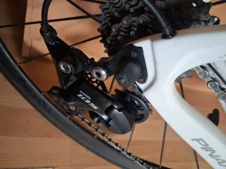 Pinarello F12 Grupo 105 11v