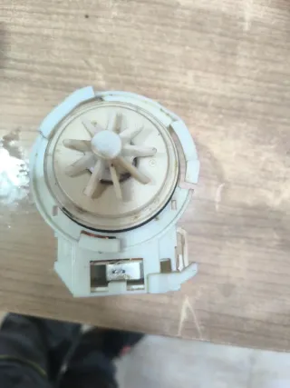 Bomba agua lavavajillas Balay Bosch Siemens