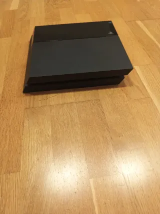Consola Sony PS4 Negra