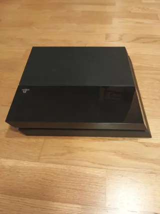 Consola Sony PS4 Negra