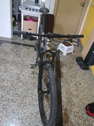 Bicicleta Mérida big ninie 5000 talla L carbono 29