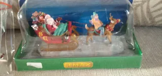 Set Figurine Natale Lemax Santa con slitta e renna