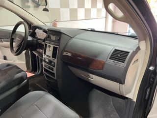 Chrysler Grand Voyager 2.8 CRD 2010