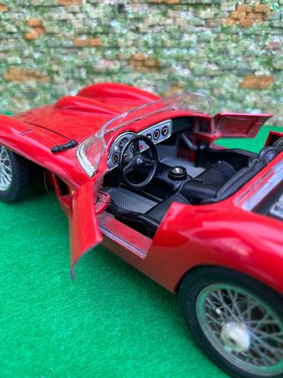 Ferrari 250 Testa Rossa 1957 – Bburago – 1:18
