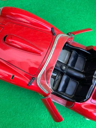 Ferrari 250 Testa Rossa 1957 – Bburago – 1:18