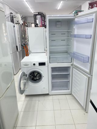 Nevera y Lavadora Blanca