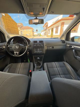 Volkswagen Touran 2013