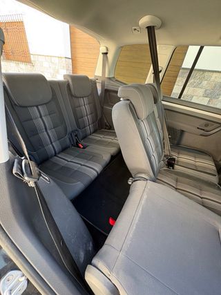 Volkswagen Touran 2013