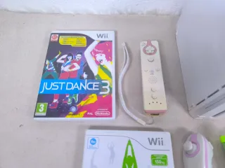 Nintendo Wii + Juegos y Accesorios.