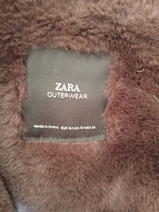 Cazadora Zara acolchada con capucha