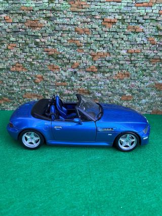 BMW M Roadster (1996) – Burago – Escala 1:18