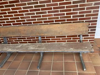 Banco de forja y madera